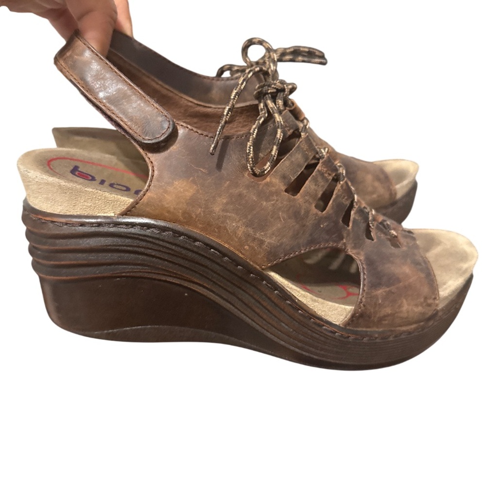 Biónica‎ brown leather strap wedge platform sandals